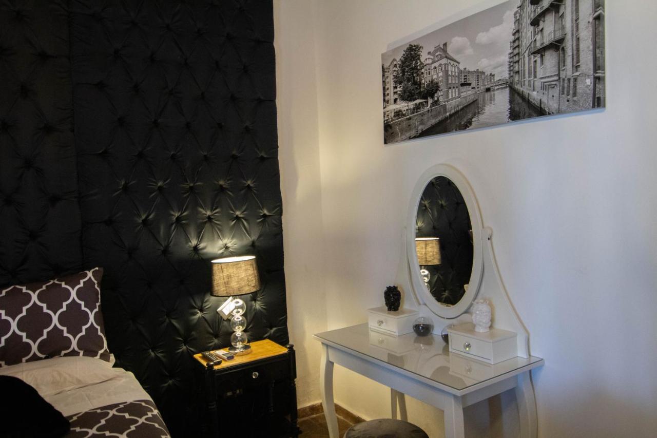 La Corte Della Regina Farm stay *