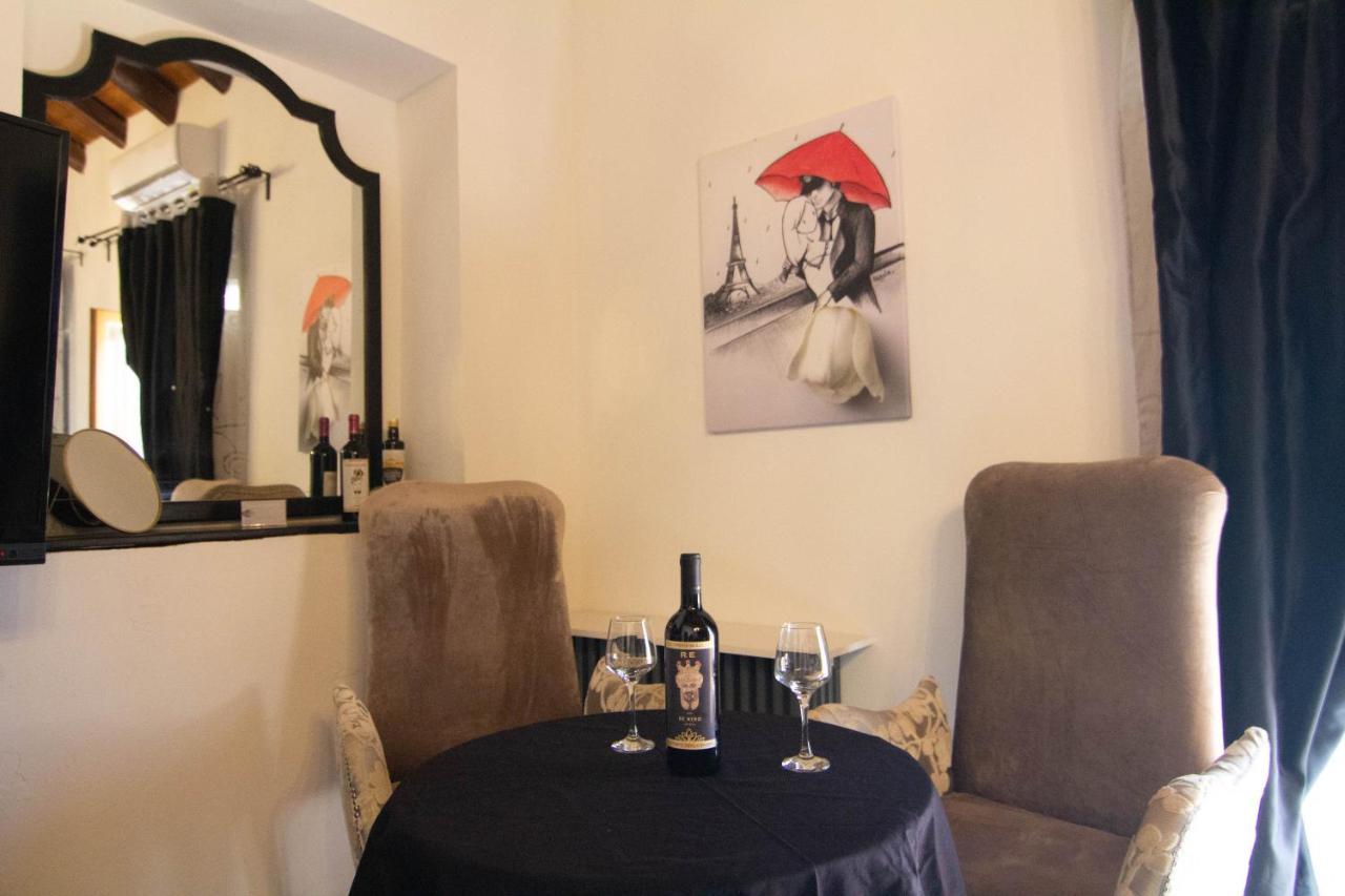 La Corte Della Regina
