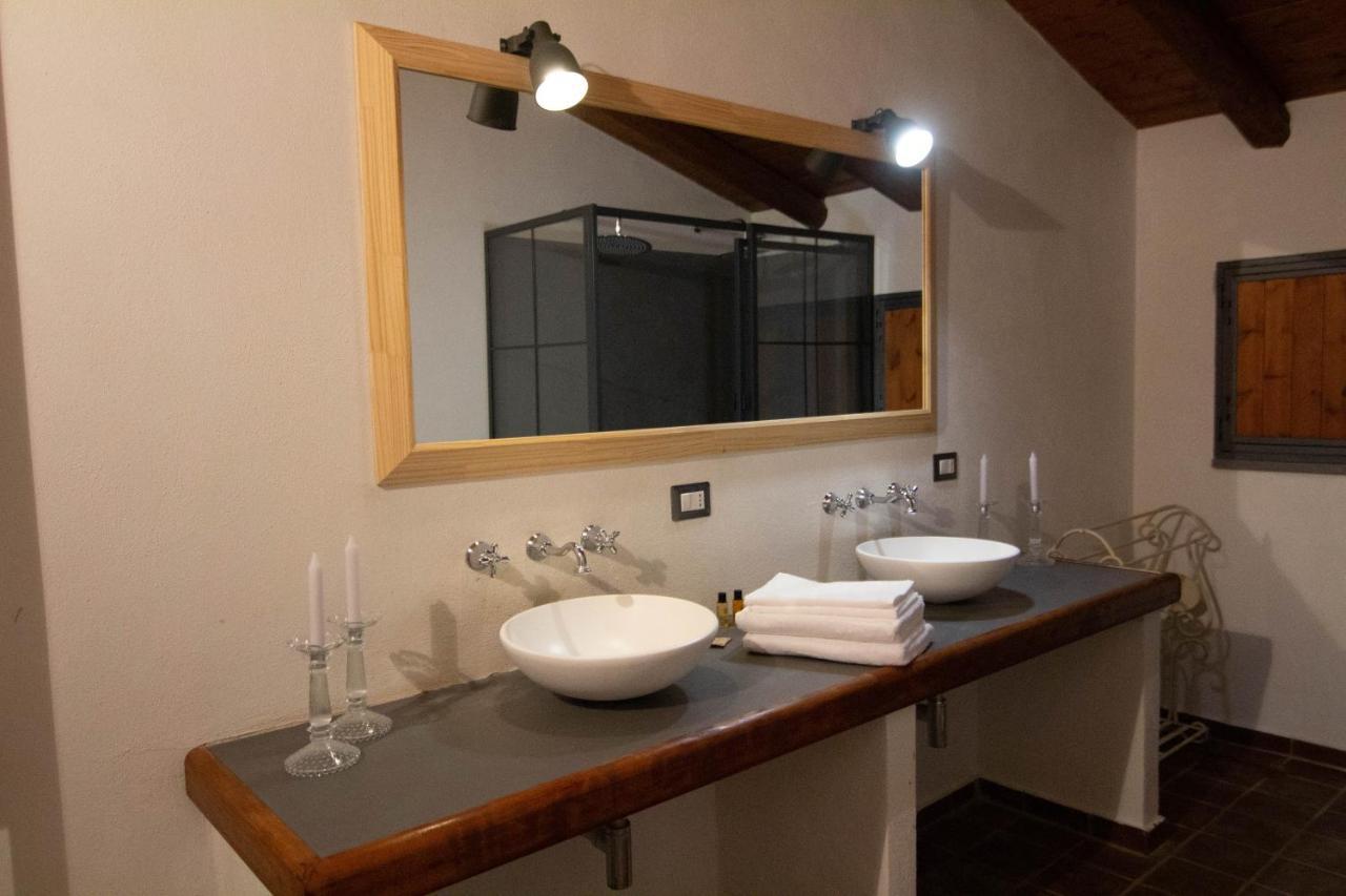 La Corte Della Regina Farm stay *