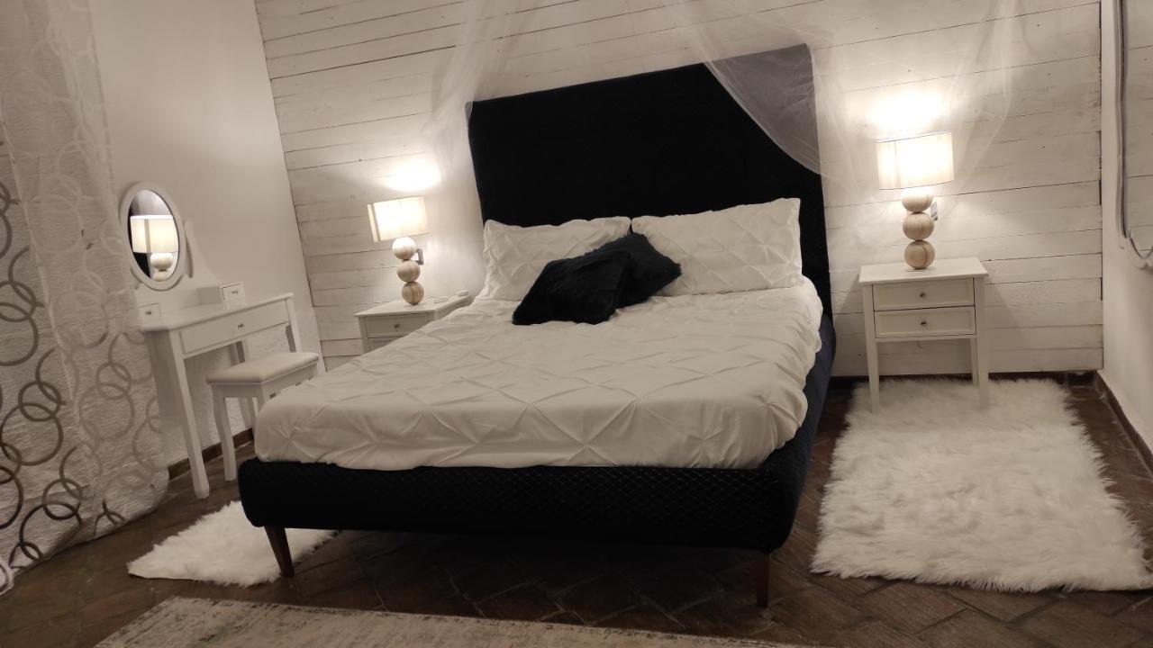 La Corte Della Regina Farm stay